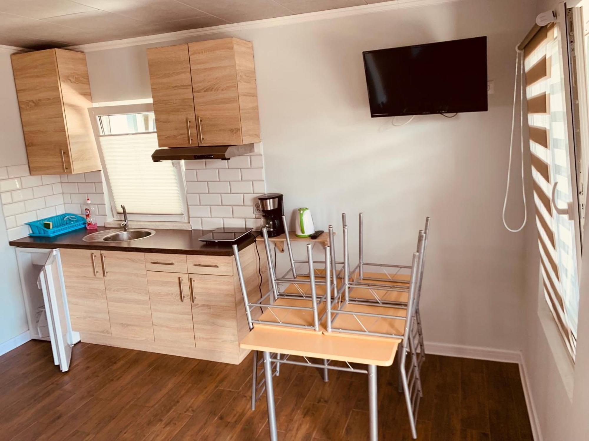 Domki U Danny-Ego Family Friendly Accommodation 드지우노웨크 외부 사진